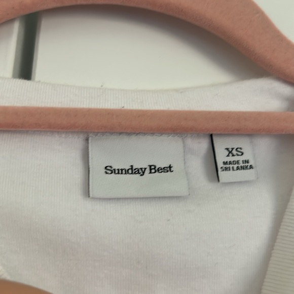 Sunday best white t-shirt - Picture 2 of 3